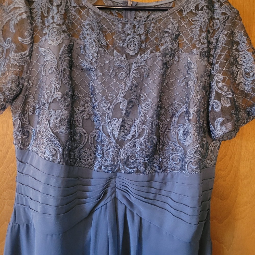 Dress, size 16, light blue